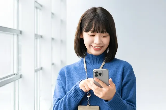 ヘルスケアアプリとは？種類や機能・開発費用・外注のポイントを解説：サムネイル