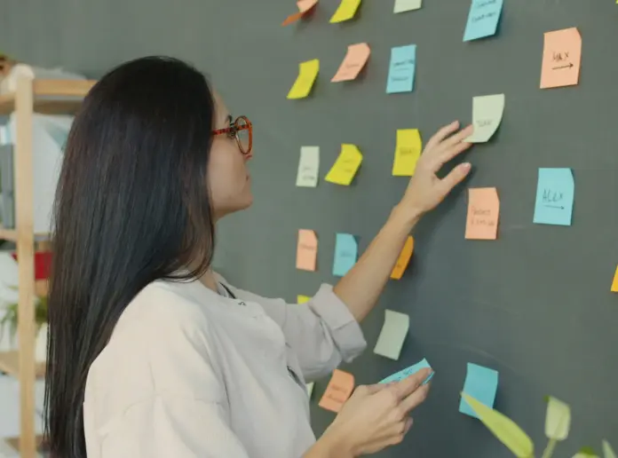 初めてでも安心！オフショア開発の進行プロセスをわかりやすく解説：サムネイル