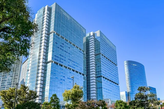 企業の生成AI活用事例14選｜導入時の注意点や種類ごとの特徴を解説：サムネイル
